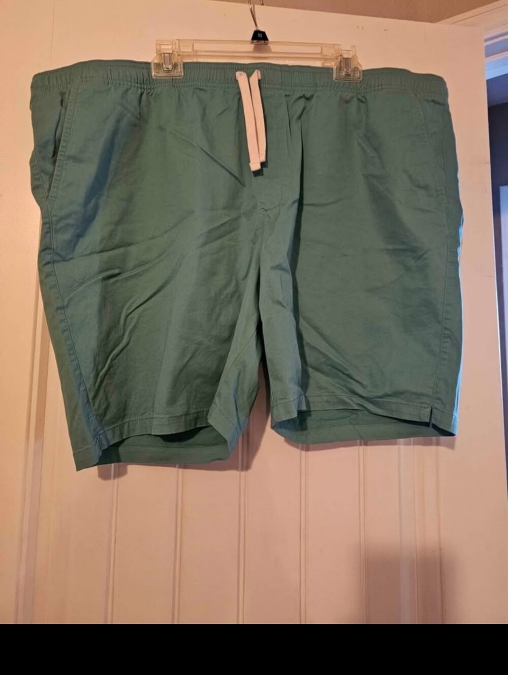 New mens size XXL shorts (98% cotton 2% spandex)